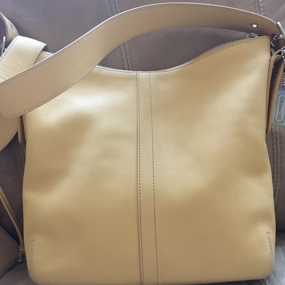 EUC COACH purse with matching wristlet - Picture 3 of 6